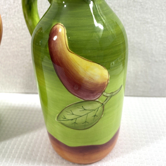 Vinegar & Oil Cruet Set Ceramic Chili Peppers Home Decor Handle Spout - Picture 6 of 12